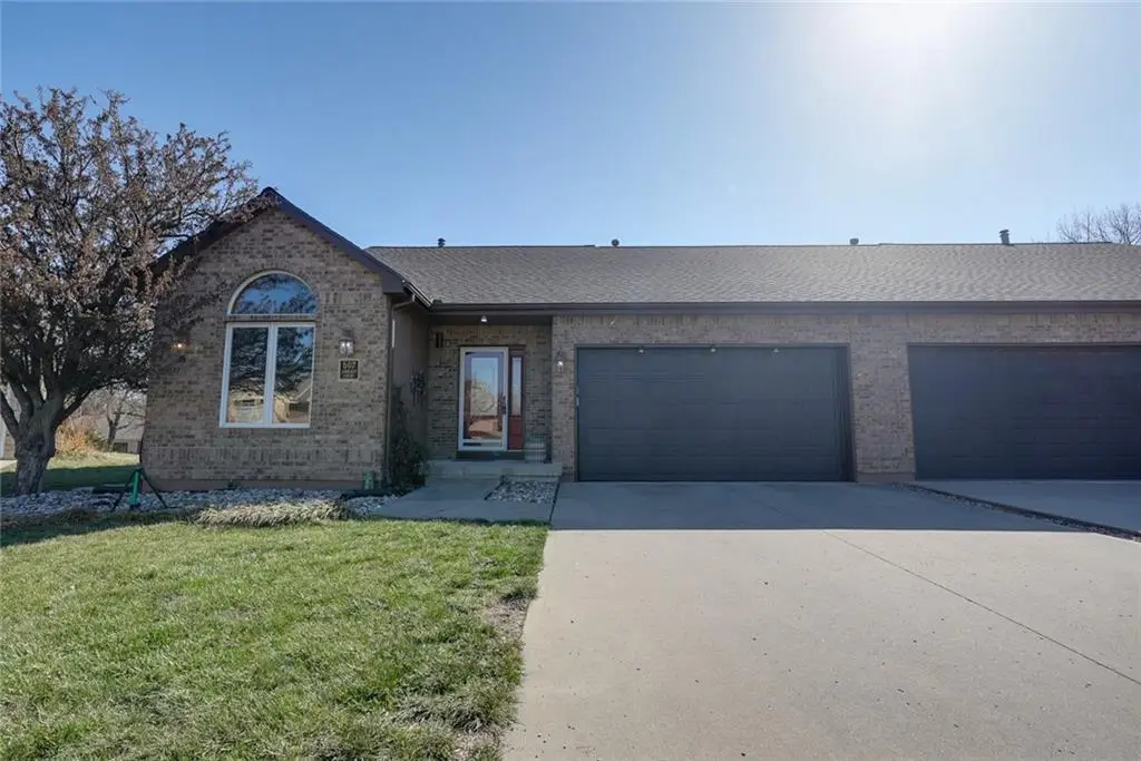 507 Ashurst Court, Lees Summit, MO 64081 - #1