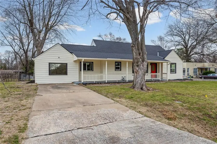 8540 E 81st Terrace, Raytown, MO 64138 - #2