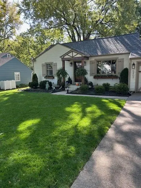 5407 W 72nd Terrace, Prairie Village, KS 66208