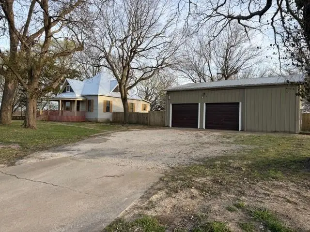 1000 Briggs Avenue, Parsons, KS 67357 - #3