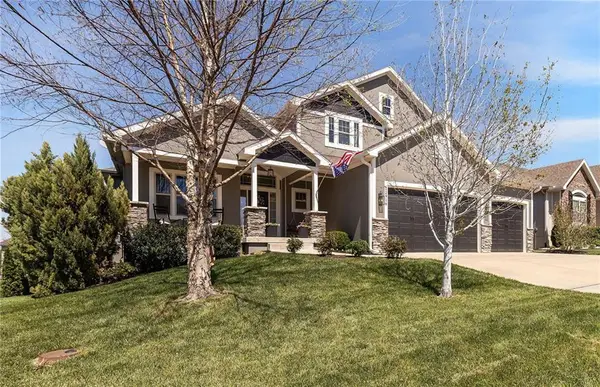 12916 W 169th Street, Overland Park, KS 66221