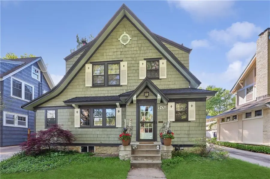 6430 Walnut Street, Kansas City, MO 64113 - #2