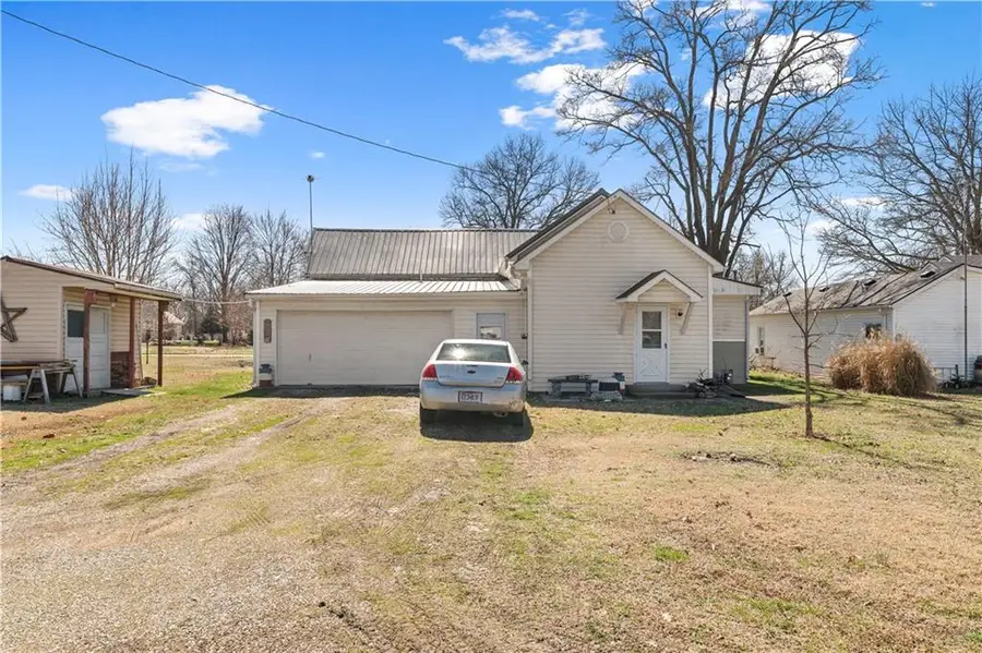 308 E Olive Street, Rich Hill, MO 64779 - #3