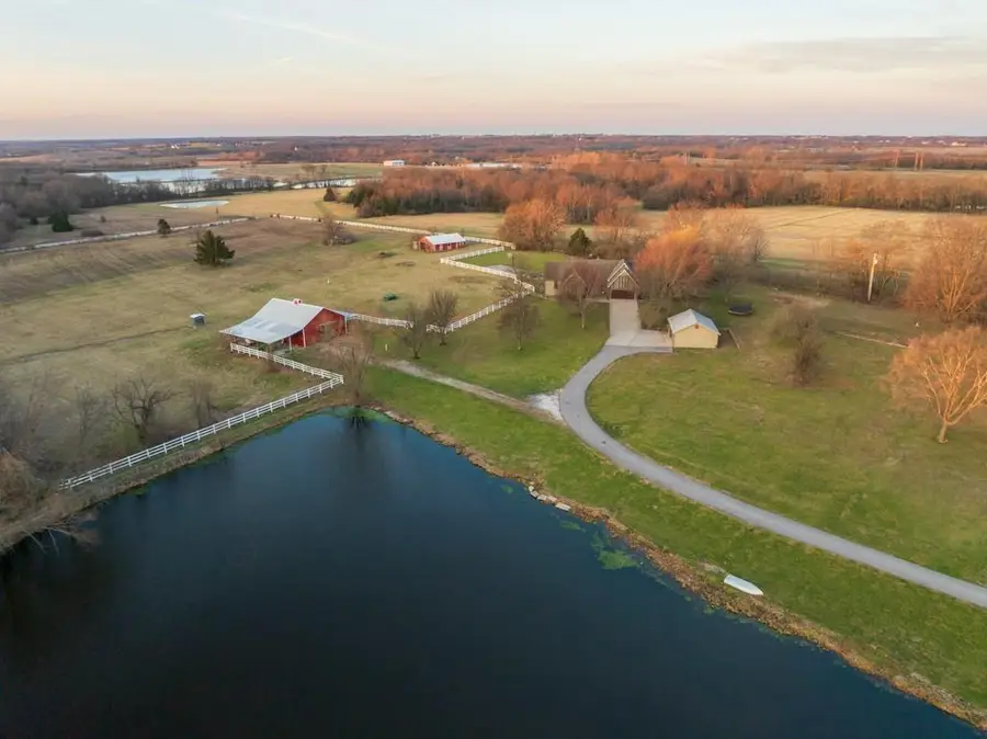 7 E 203 Road, Belton, MO 64012 - #2