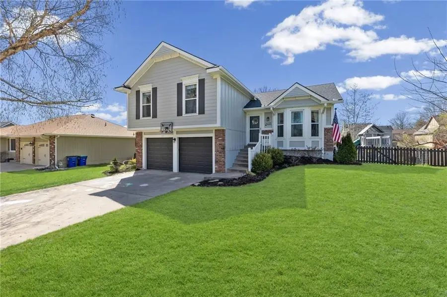 24075 W 57th Street, Shawnee, KS 66226 - #3