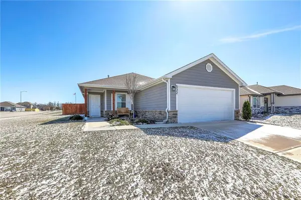 532 SE Reid Street, Blue Springs, MO 64014