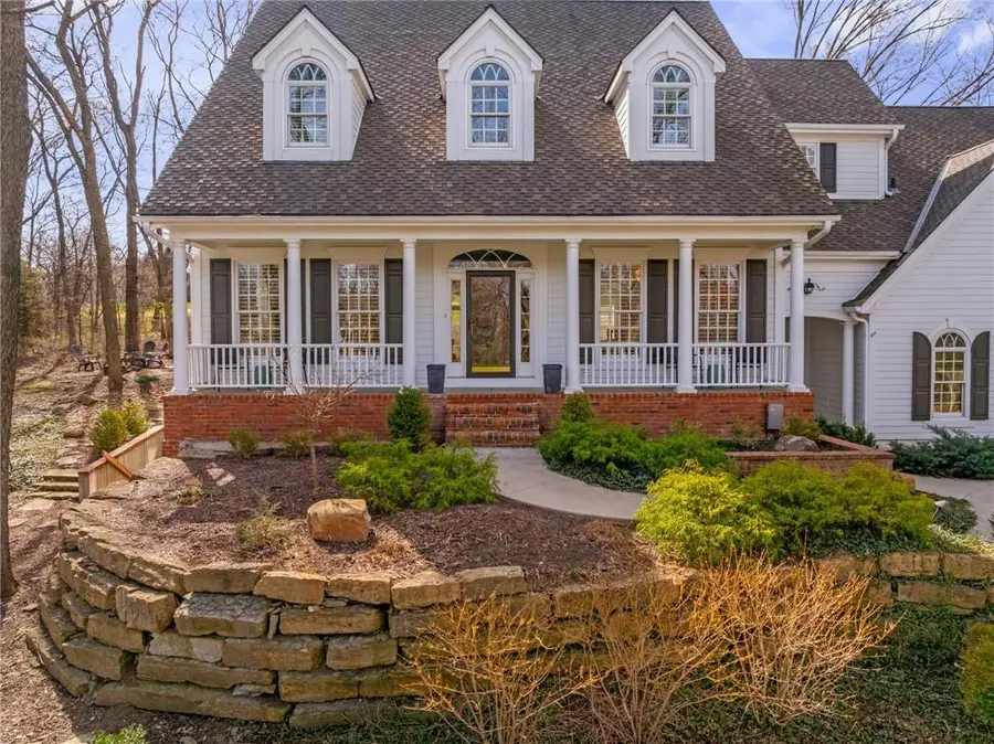 10730 S Cedar Niles Circle, Olathe, KS 66061 - #3