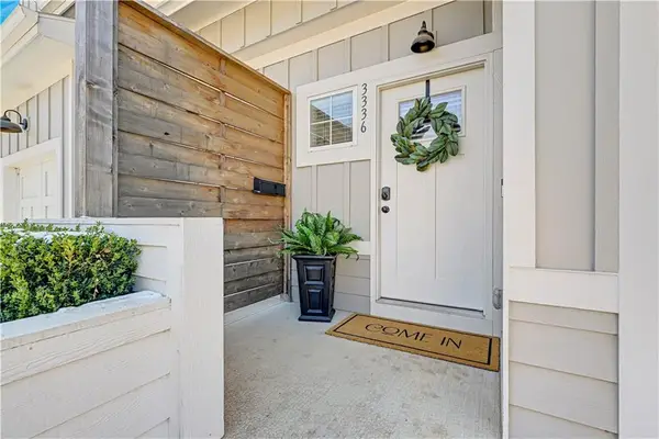 3336 Tracy Avenue, Kansas City, MO 64109