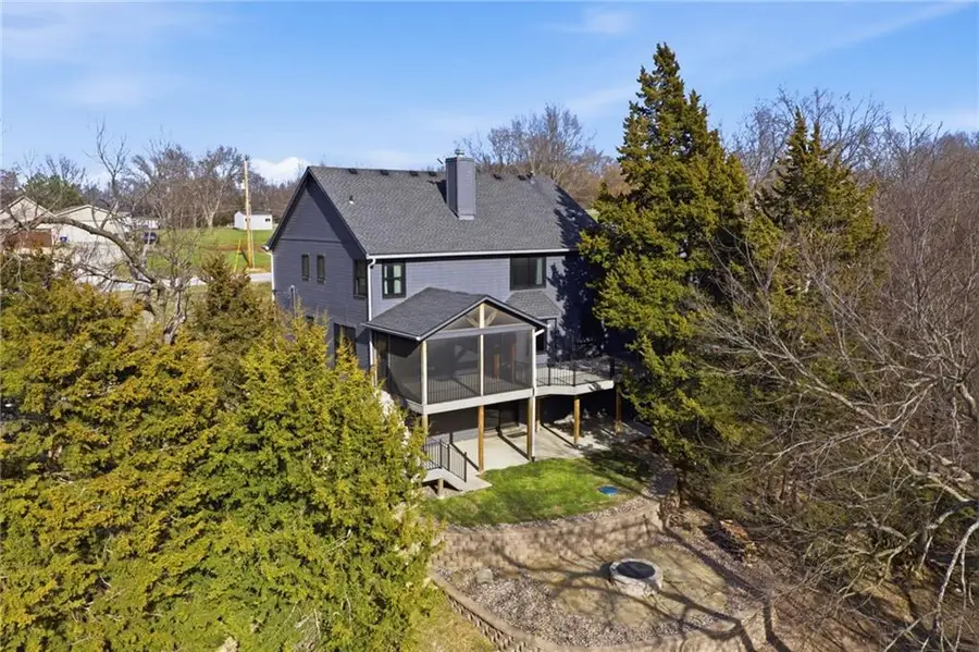 8960 Craig Drive, De Soto, KS 66018 - #3