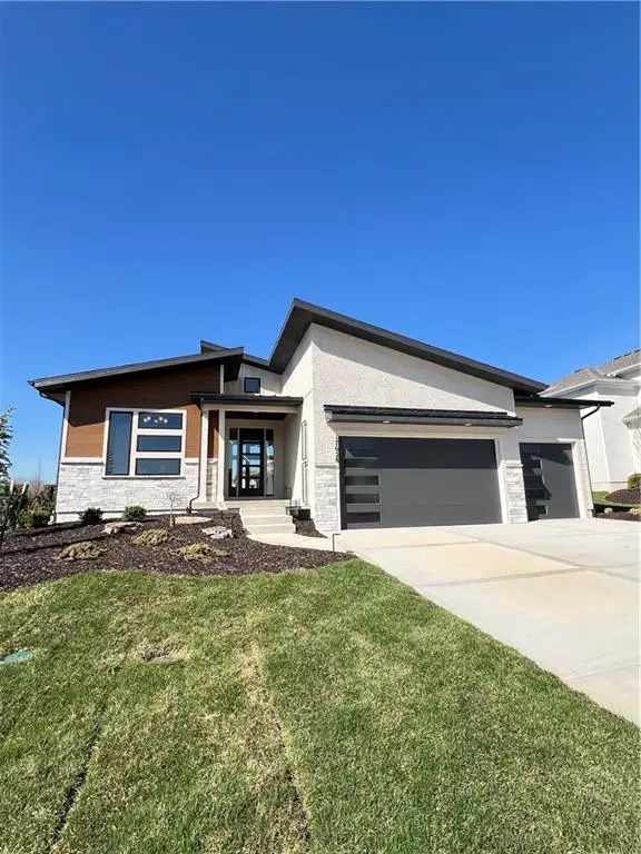 17628 High Street, Overland Park, KS 66085