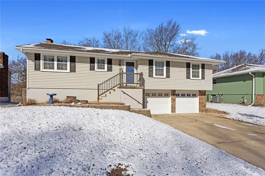 3005 SE 4th Street, Blue Springs, MO 64014 - #3