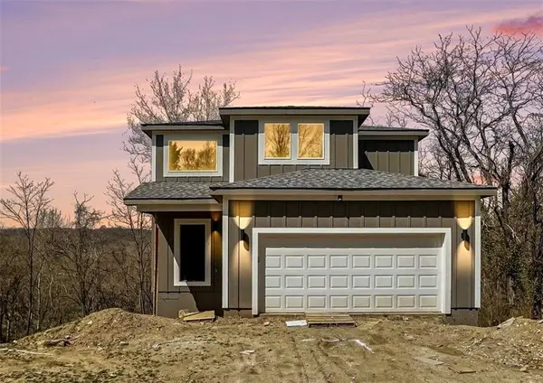 5516 NW Verlin Drive, Kansas City, MO 64152