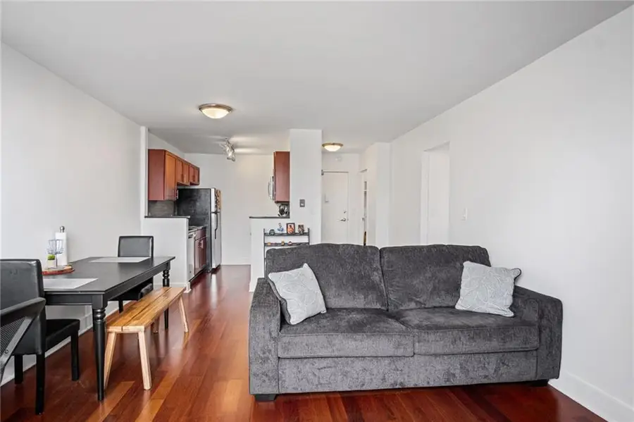 600 E 8th Street #12N, Kansas City, MO 64106 - #2