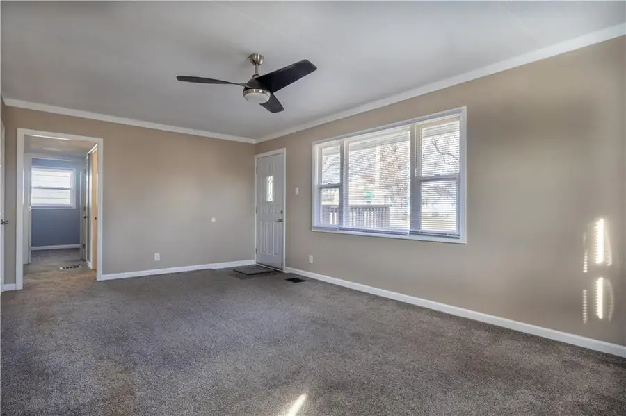 442 Eulich Street, Saint Joseph, MO 64501 - #3