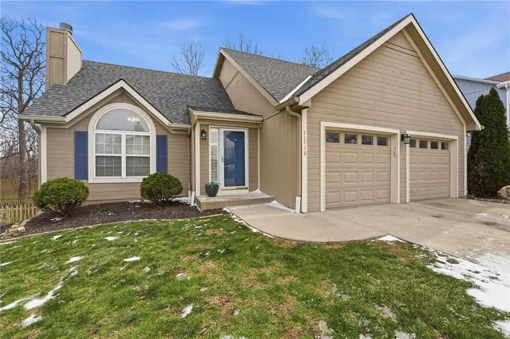 11719 N Harrison Street, Kansas City, MO 64155 - #1