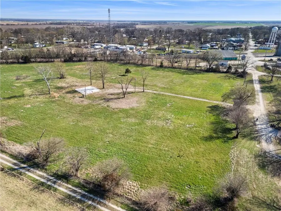 309 N 5th Street, Walker, MO 64790 - #2