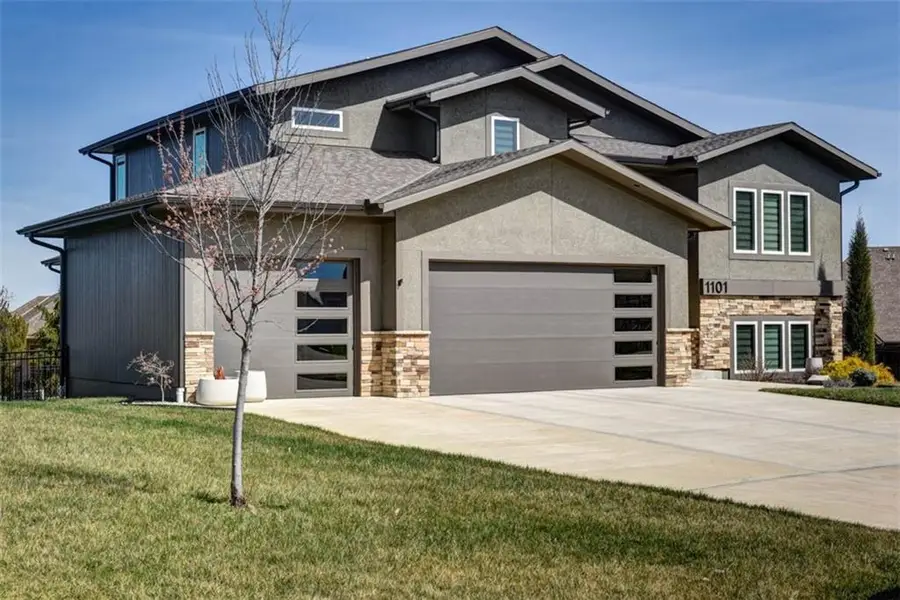 1101 SW Brookside Court, Lees Summit, MO 64064 - #2