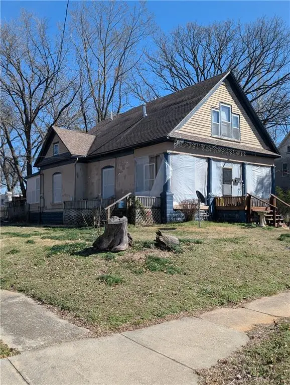 403 S Adams Street, Nevada, MO 64772