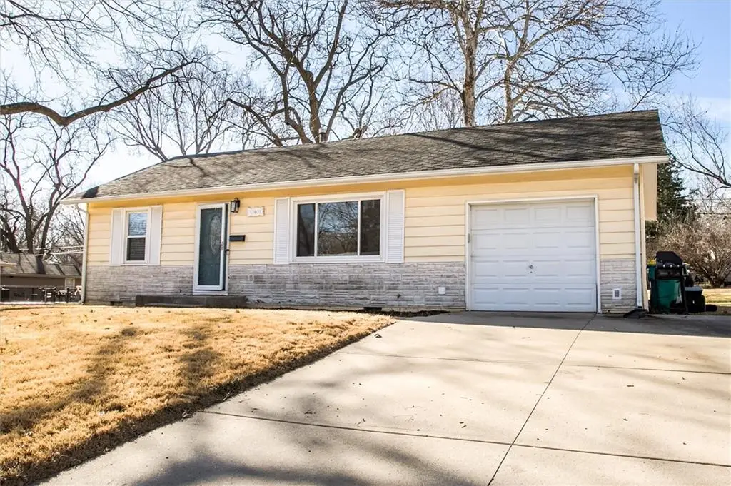 11801 W 69th Street, Shawnee, KS 66203 - #1