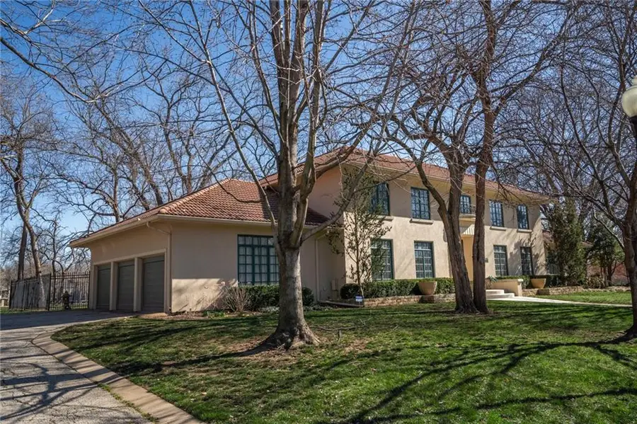 4412 Nicklaus Drive, Lawrence, KS 66047 - #2