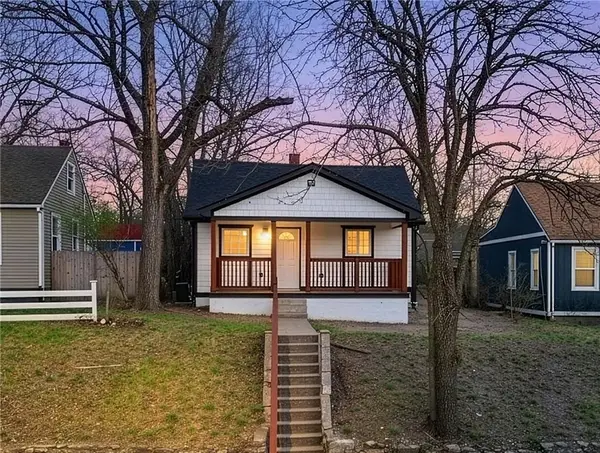 3837 Olive Street, Kansas City, MO 64109