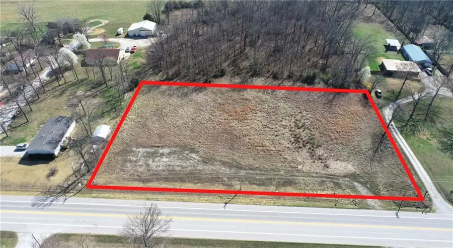 3272 E 54 Highway, El Dorado Springs, MO 64744 - #2