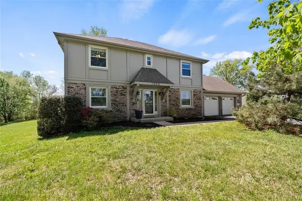 1003 S 9th Street, Louisburg, KS 66053