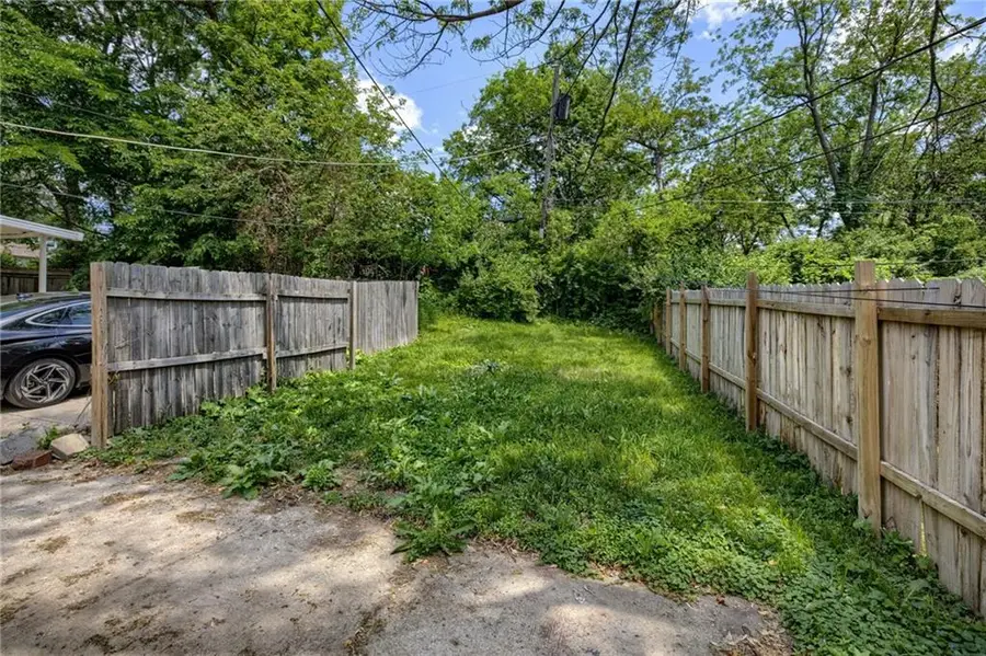 4941 Michigan Avenue, Kansas City, MO 64130 - #2