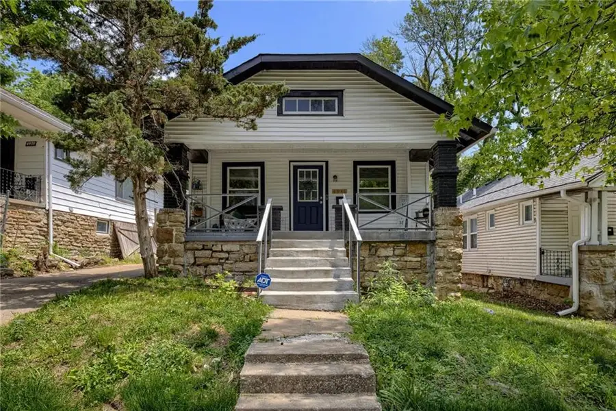 4941 Michigan Avenue, Kansas City, MO 64130 - #3