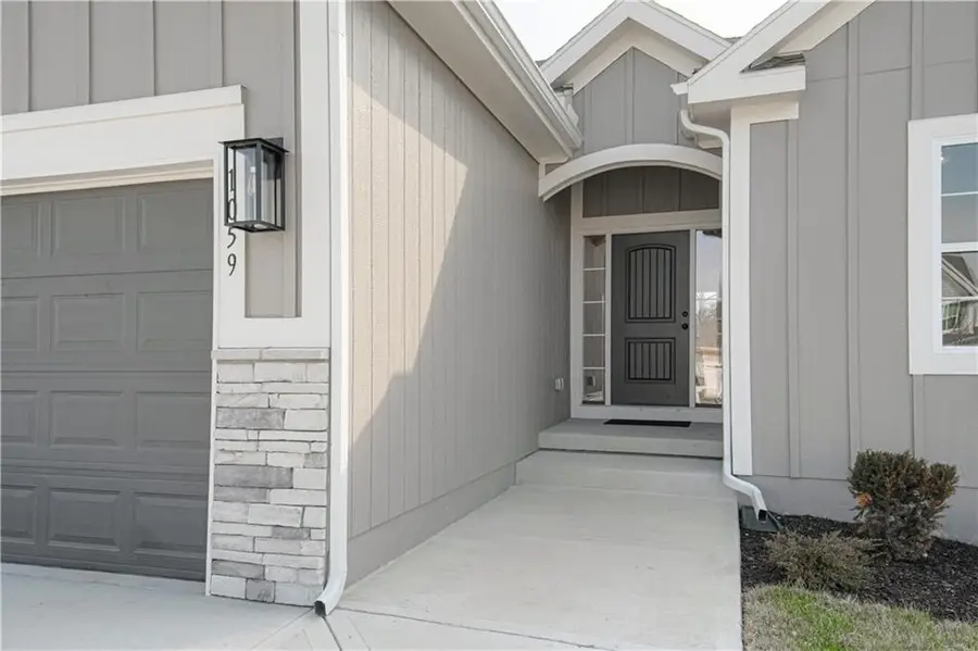 1059 Fir Lane, Liberty, MO 64068 - #3