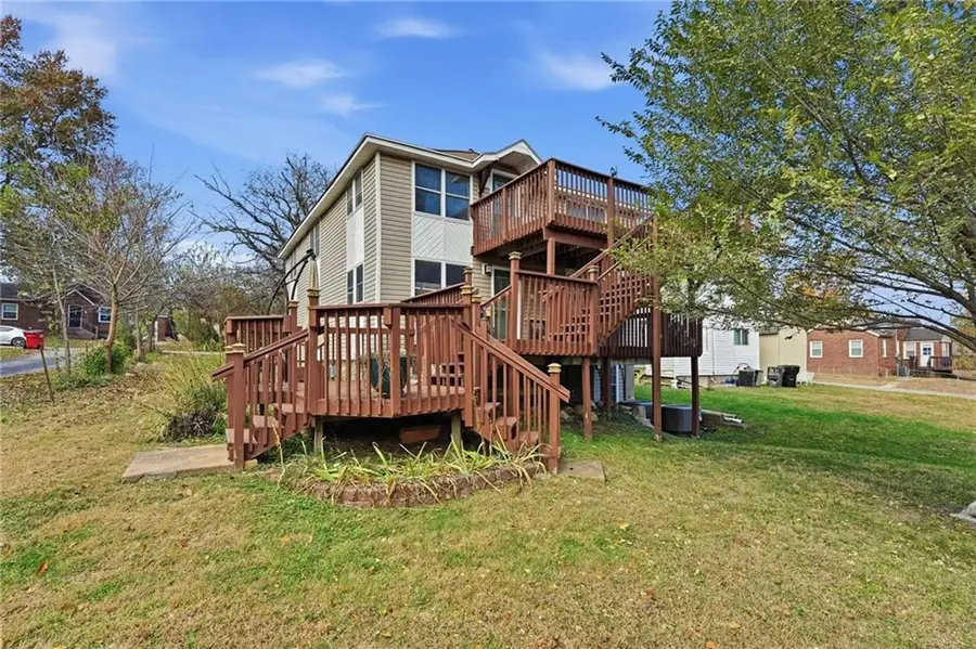 903 S Pope Avenue, Independence, MO 64050 - #2