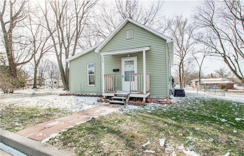 119 E 15th Terrace, Higginsville, MO 64036 - #1