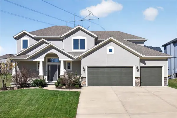 25003 W 86th Terrace, Lenexa, KS 66227