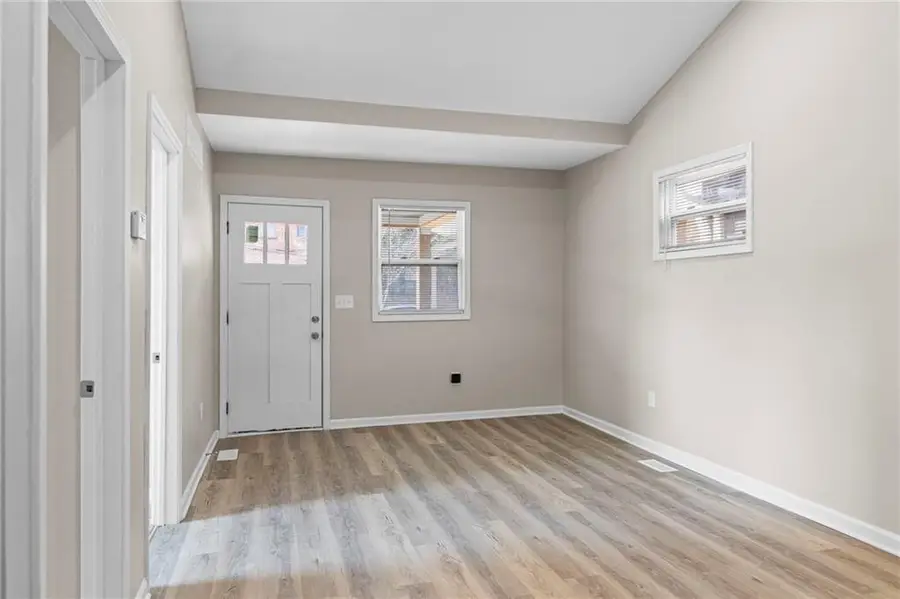 4517 Jarboe Street, Kansas City, MO 64111 - #2