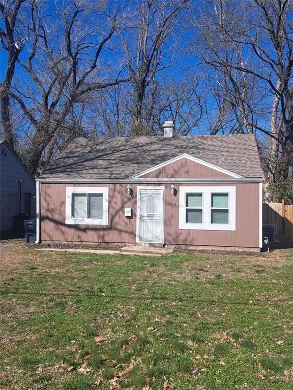 1504 E 72 Street, Kansas City, MO 64131 - #1