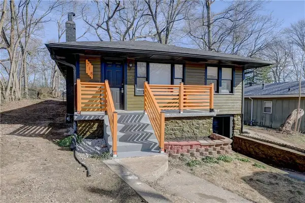 718 E Gudgell Avenue, Independence, MO 64055