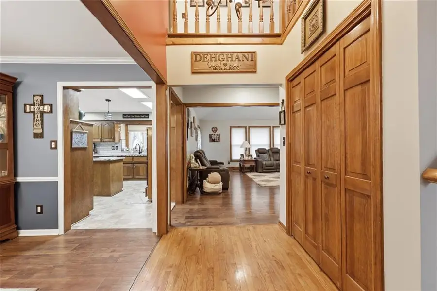 2200 NW Fawn Drive, Blue Springs, MO 64015 - #2