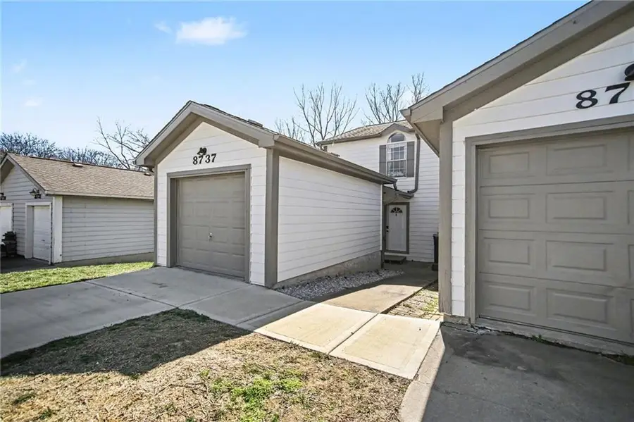 8737 NW 82nd Street, Kansas City, MO 64152 - #3