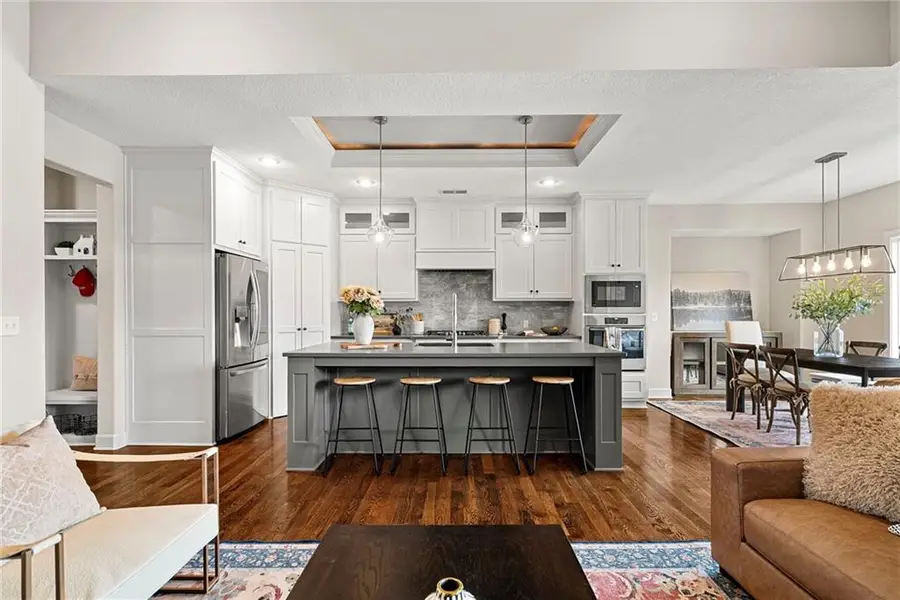 16805 Bradshaw Street, Overland Park, KS 66221 - #3