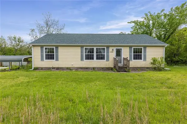 1350 Osborne Road, Pomona, KS 66076