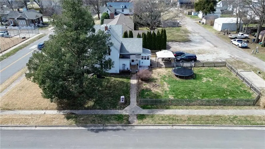 214 E 15th Street, Higginsville, MO 64037 - #2