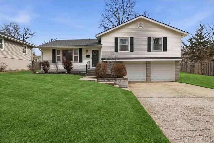 4515 S Willis Avenue, Independence, MO 64055 - #2