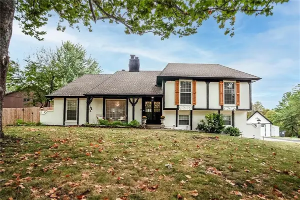 23210 Old Cyclone School Road, Lee's Summit, MO 64064