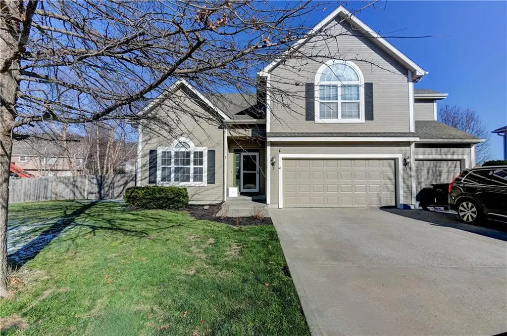 2611 S 25th Street, Leavenworth, KS 66048 - #1