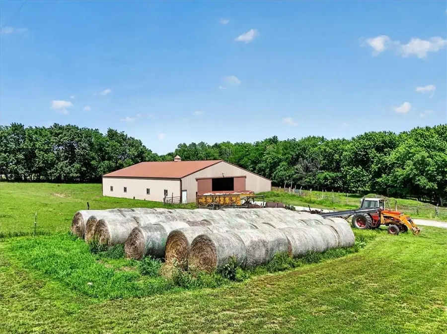 9818 Ogle Road, Stewartsville, MO 64490 - #2