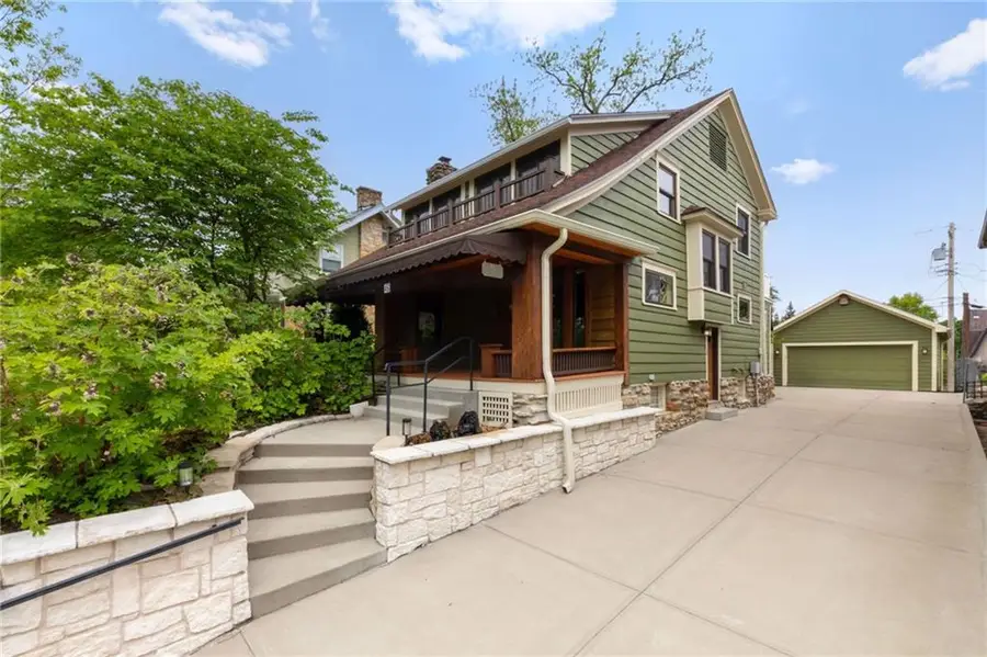 46 E 52nd Street, Kansas City, MO 64112 - #2