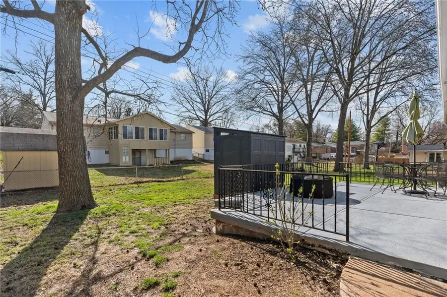 3946 Colony Gardens Drive, Saint Louis, MO 63125 - #3