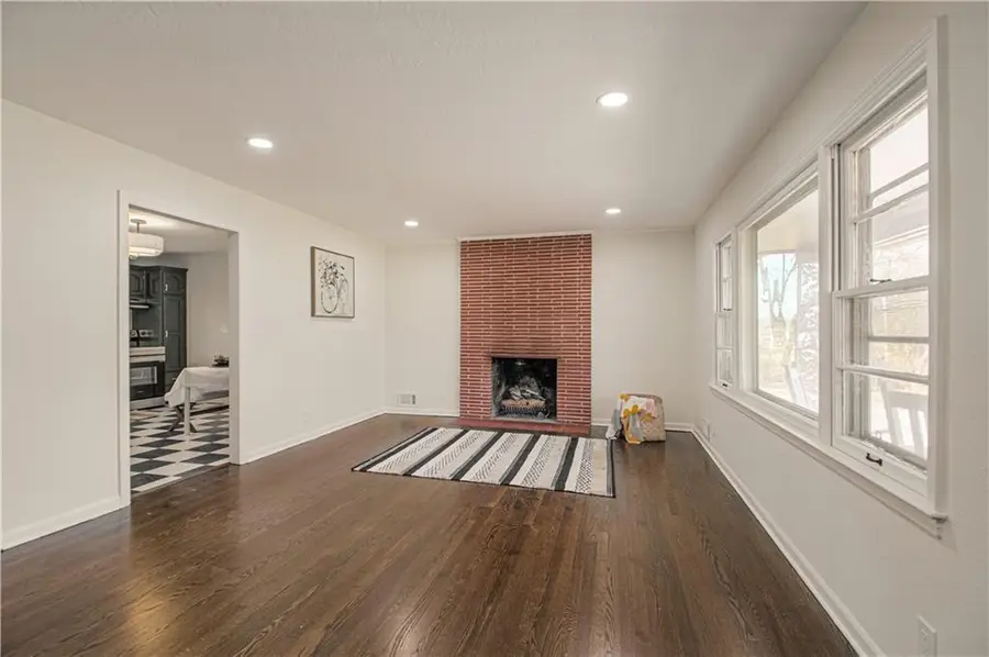 7800 Booth Avenue, Kansas City, MO 64138 - #2