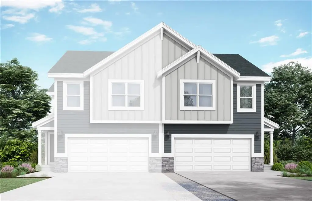 1401 S 4th Street E, Louisburg, KS 66053 - #1