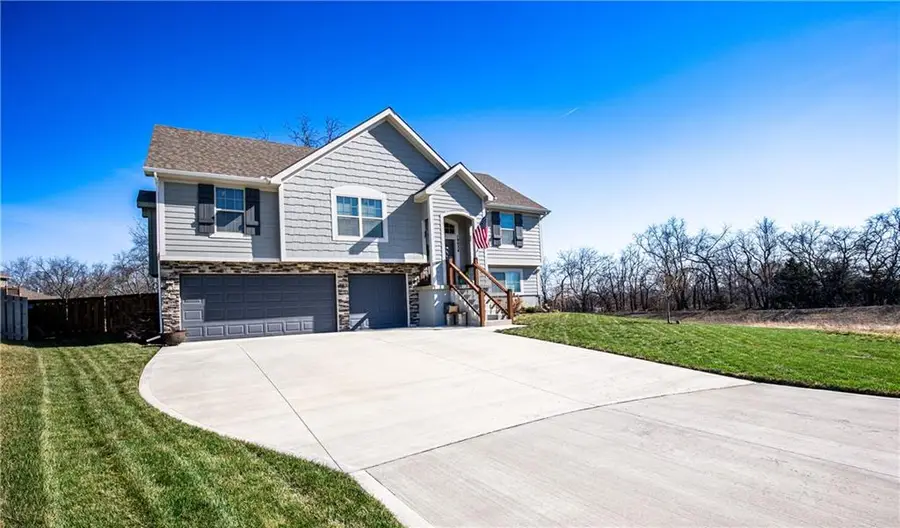 19934 W 221st Street, Spring Hill, KS 66083 - #3